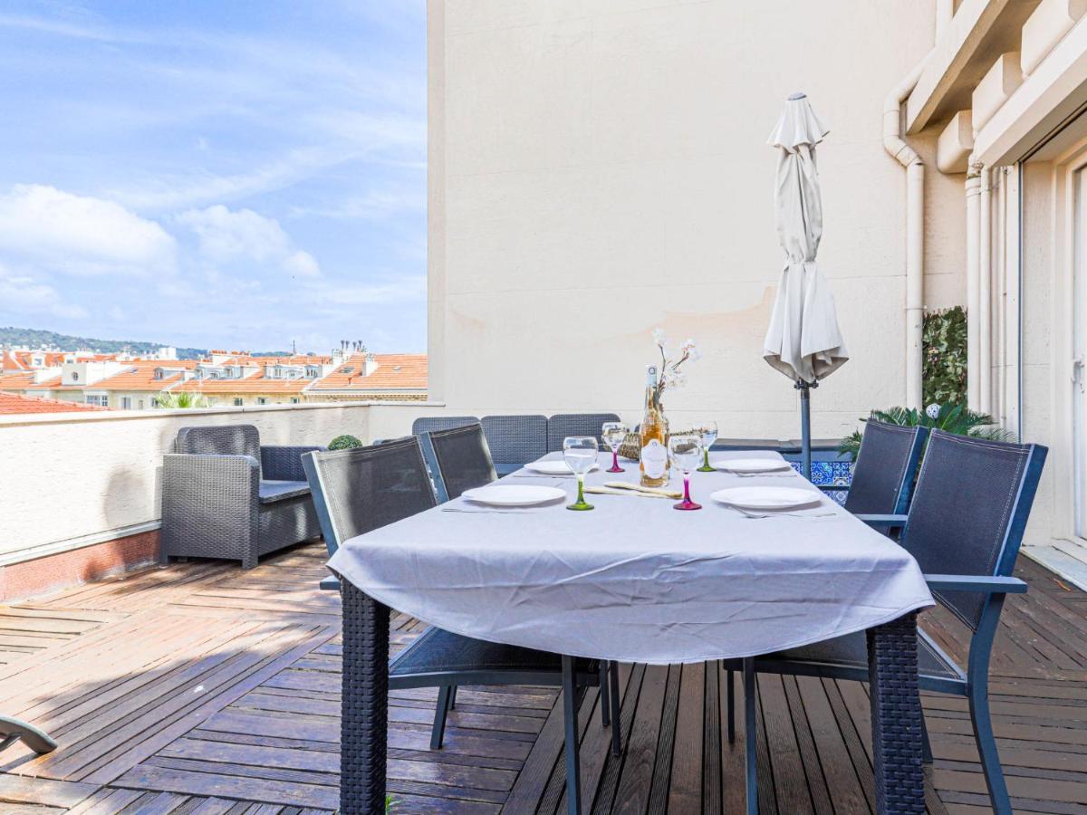 Apartment Les Terrasses De L'escurial By Interhome