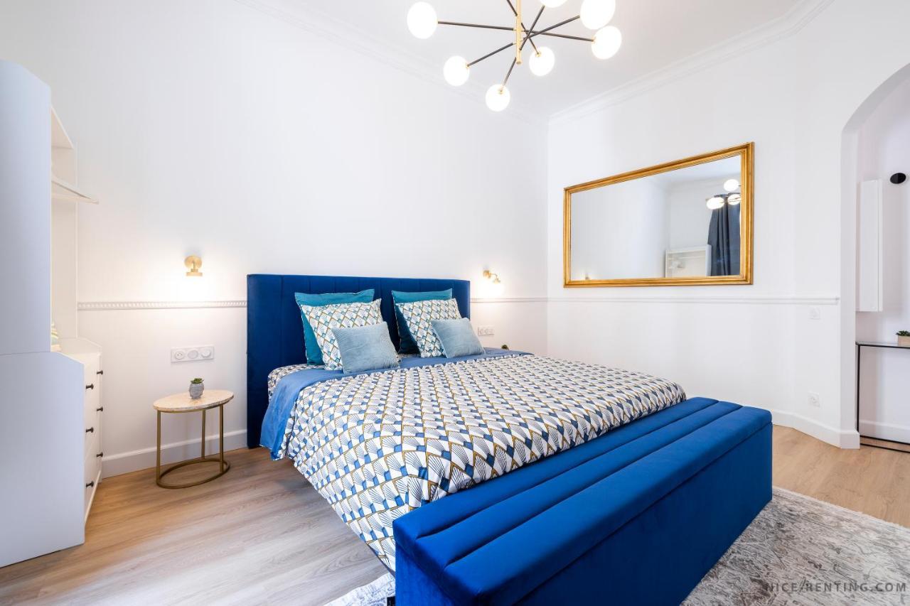 Apartment Renting - France - Luxury Palace Jacuzzi - Few Meters From Sea Nice