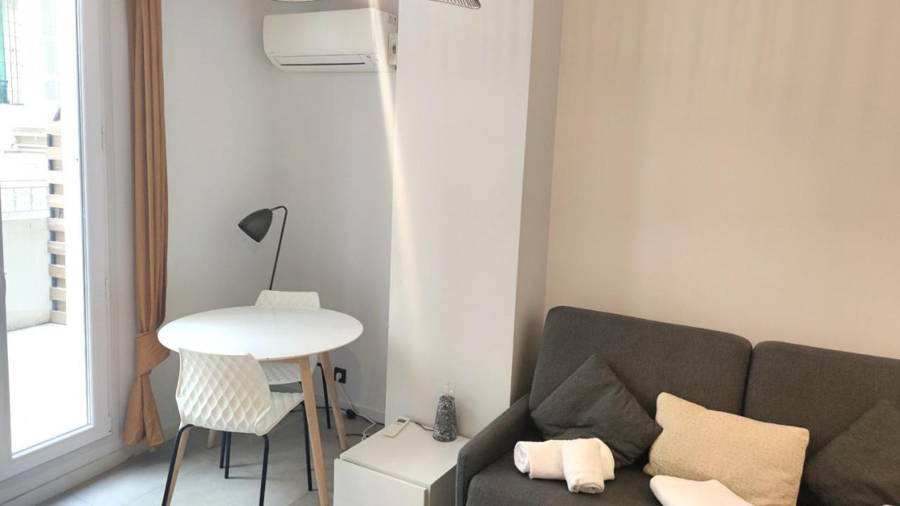 Studio Terrasse Proche Mer 105 *