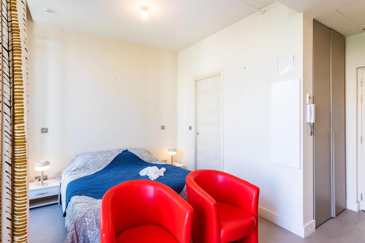 Victoire 22 Ap4361 By Riviera Homes Apartment