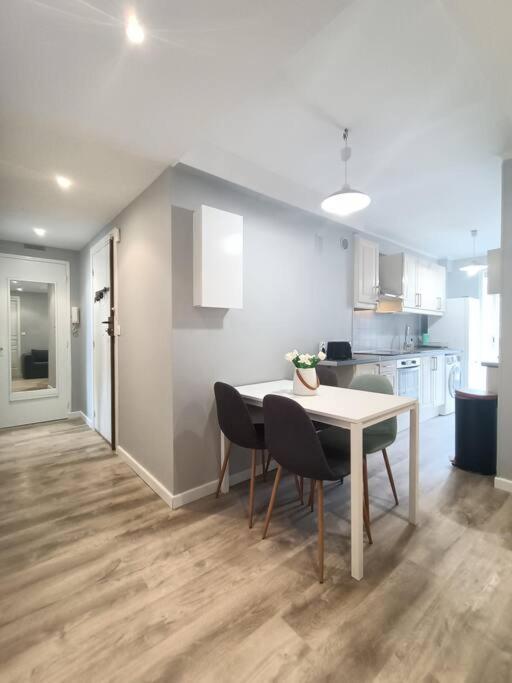 F4 Avec Vue / Flat With Sea View 3 Bedrooms Apartment *