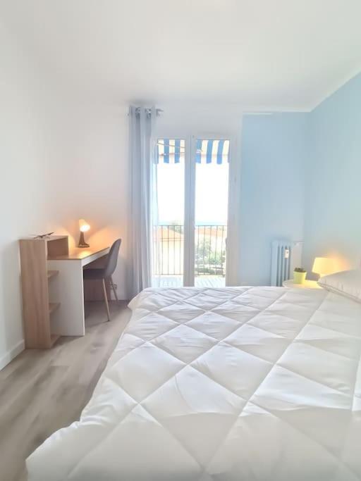 Apartment F4 Avec Vue / Flat With Sea View 3 Bedrooms Nice