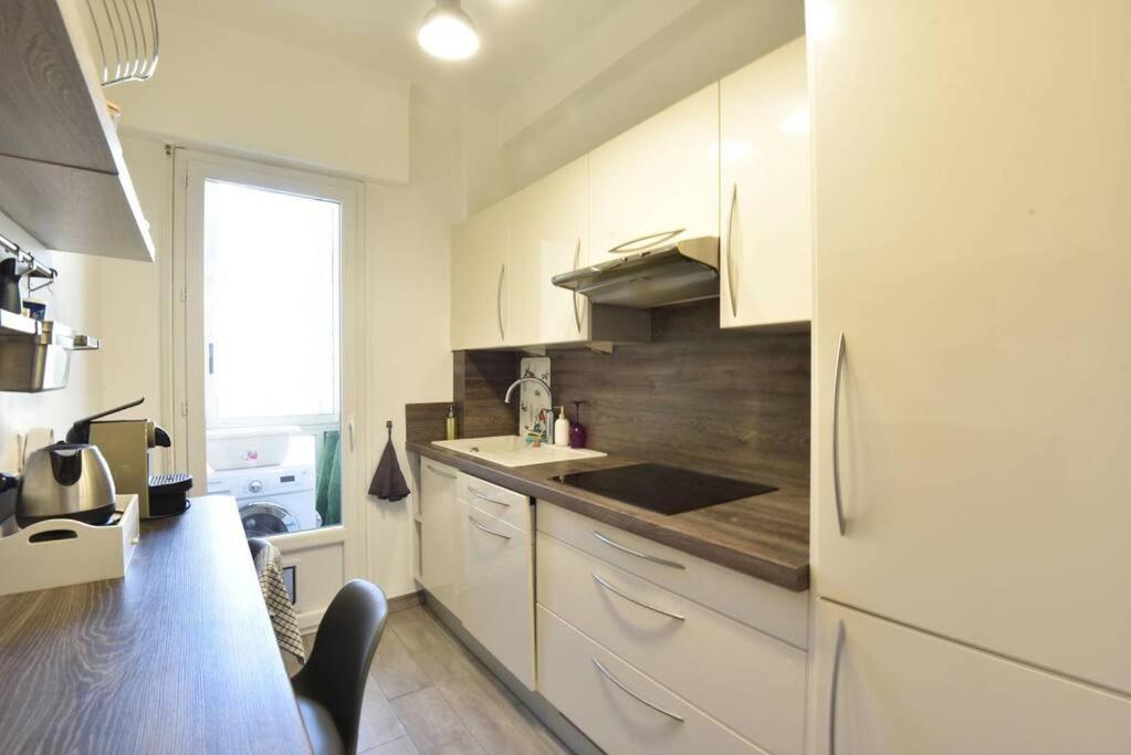 Signature Fabron Apartment