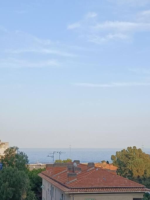 Apartment F4 Avec Vue / Flat With Sea View 3 Bedrooms Nice