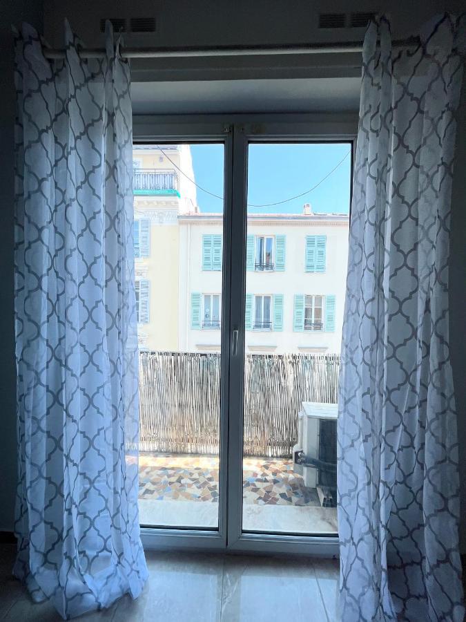Bel Avec Balcon En Centre-ville