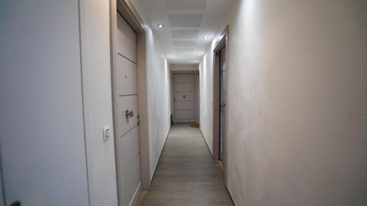 Massena Nice! Free Breakfast!