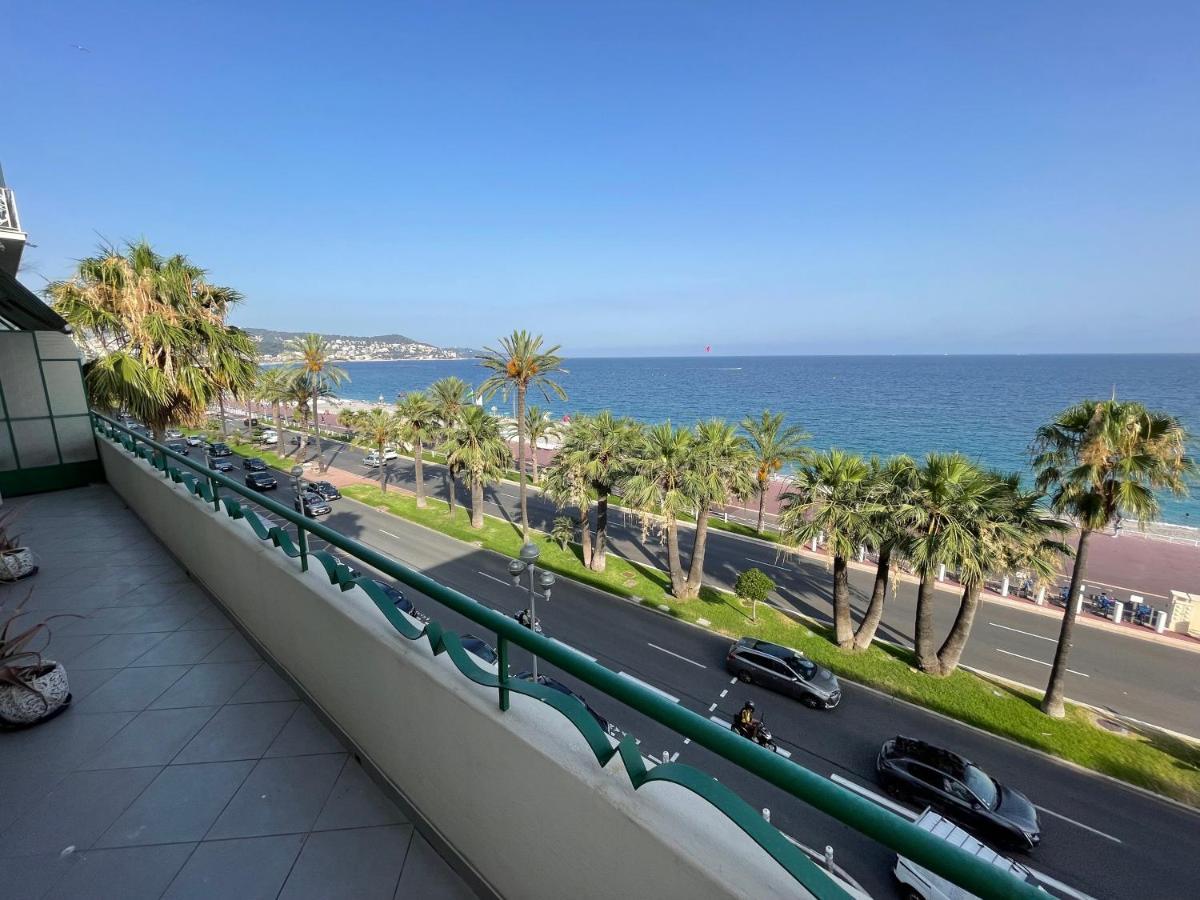 Derniere Etage Sur La Promenade! Apartment Nice