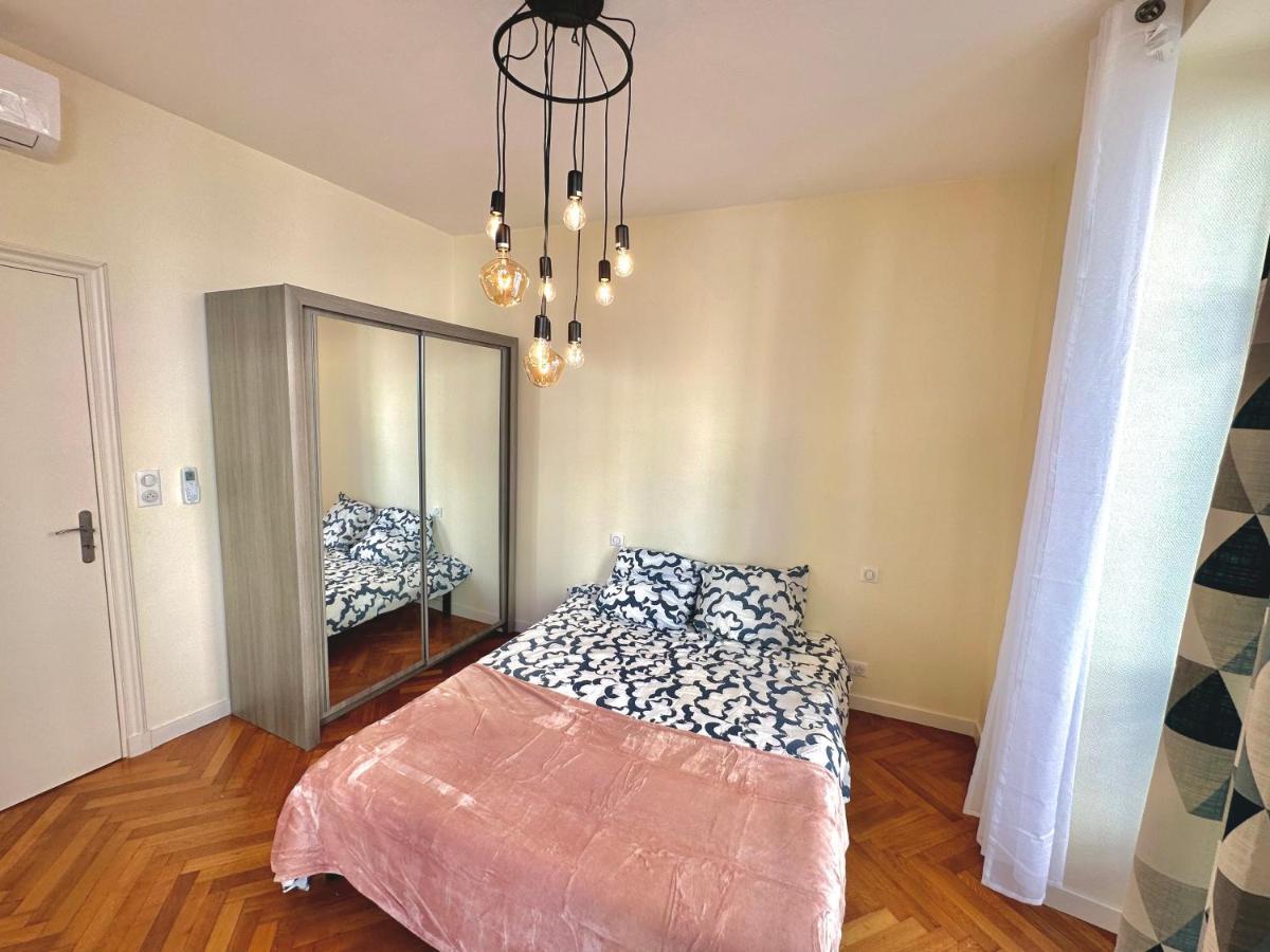 Superbe Appartament 3 Piece Dans Centre Apartment *