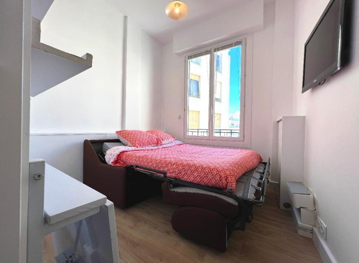 Cosy Ensoleille - Centre-ville - Tram/ac Apartment *
