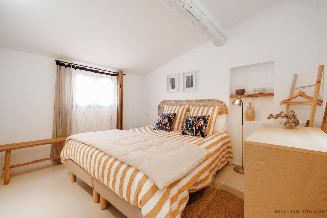 Renting - Neuve - Luxury Triplex Old Town Massena Garibaldi - 4 Bedroom - Ac Apartment *