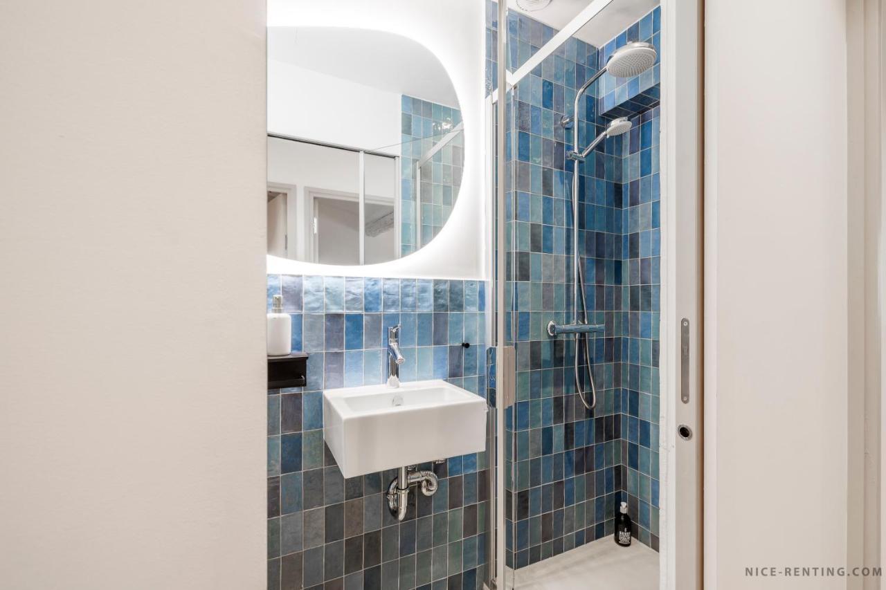 Apartment Renting - Neuve - Luxury Triplex Old Town Massena Garibaldi - 4 Bedroom - Ac Nice