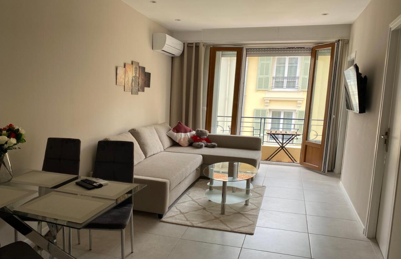 Apartment The Entire 2 Rooms, Balcony, Sea View *