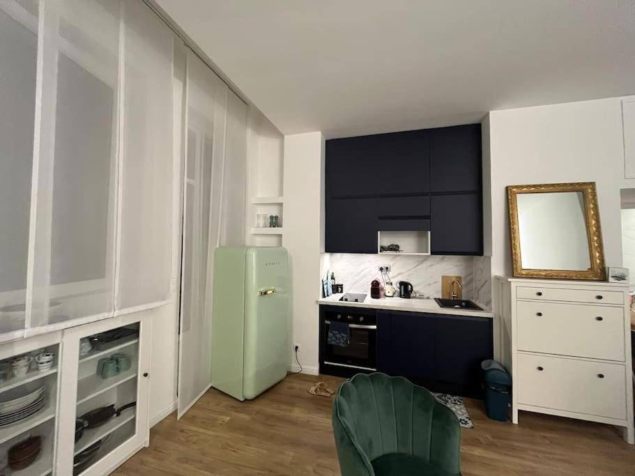 Charming 1 Bed Flat In Nice, 300m From *