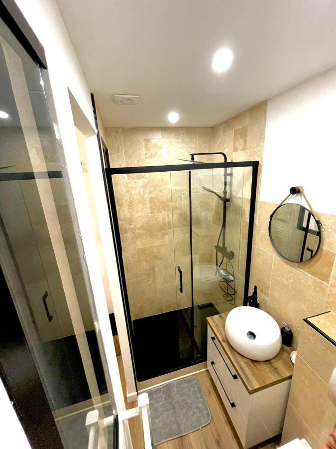 Cosy Proche Du Port Nice