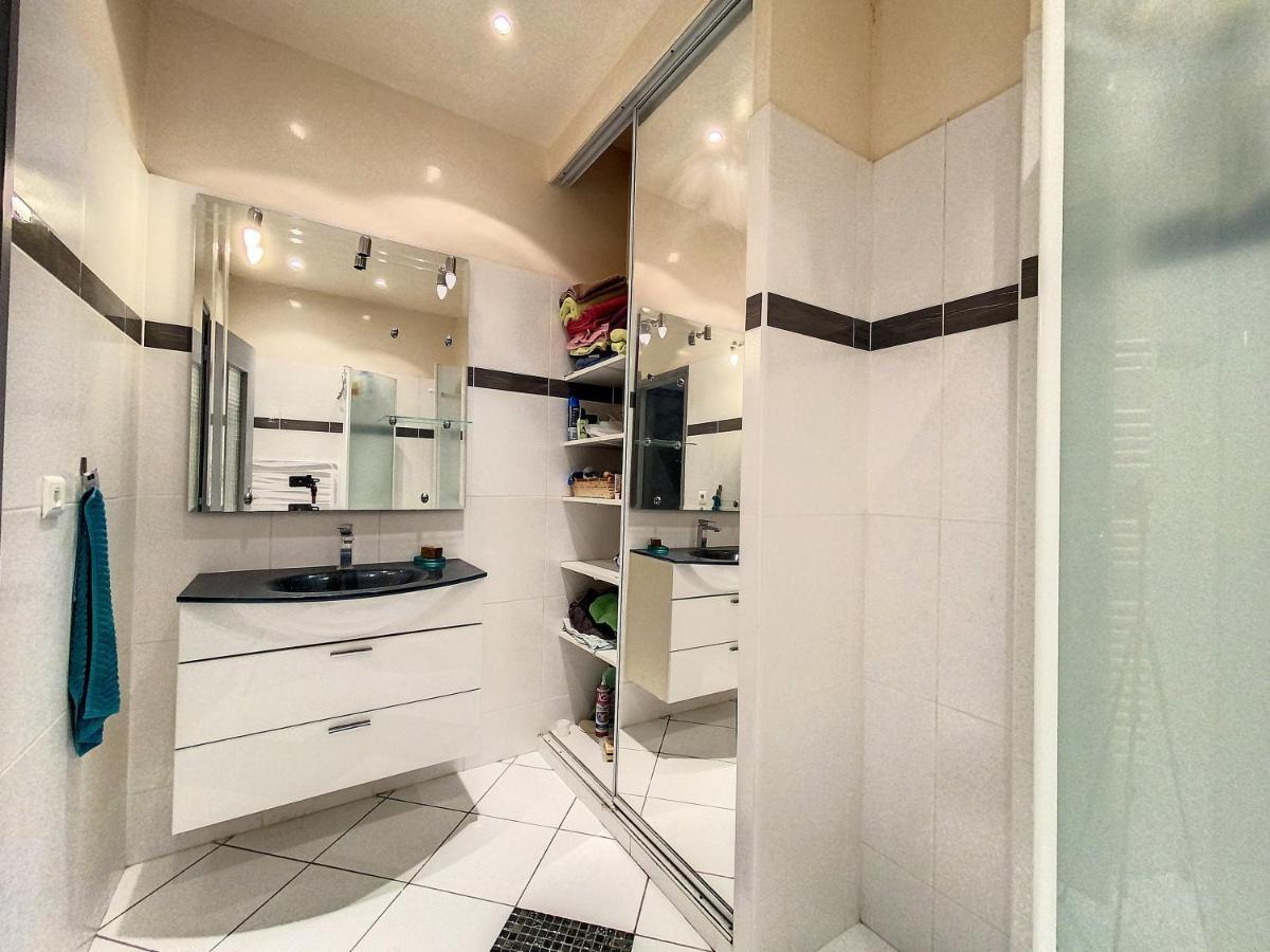 *confort, Vue Et Detente* Apartment