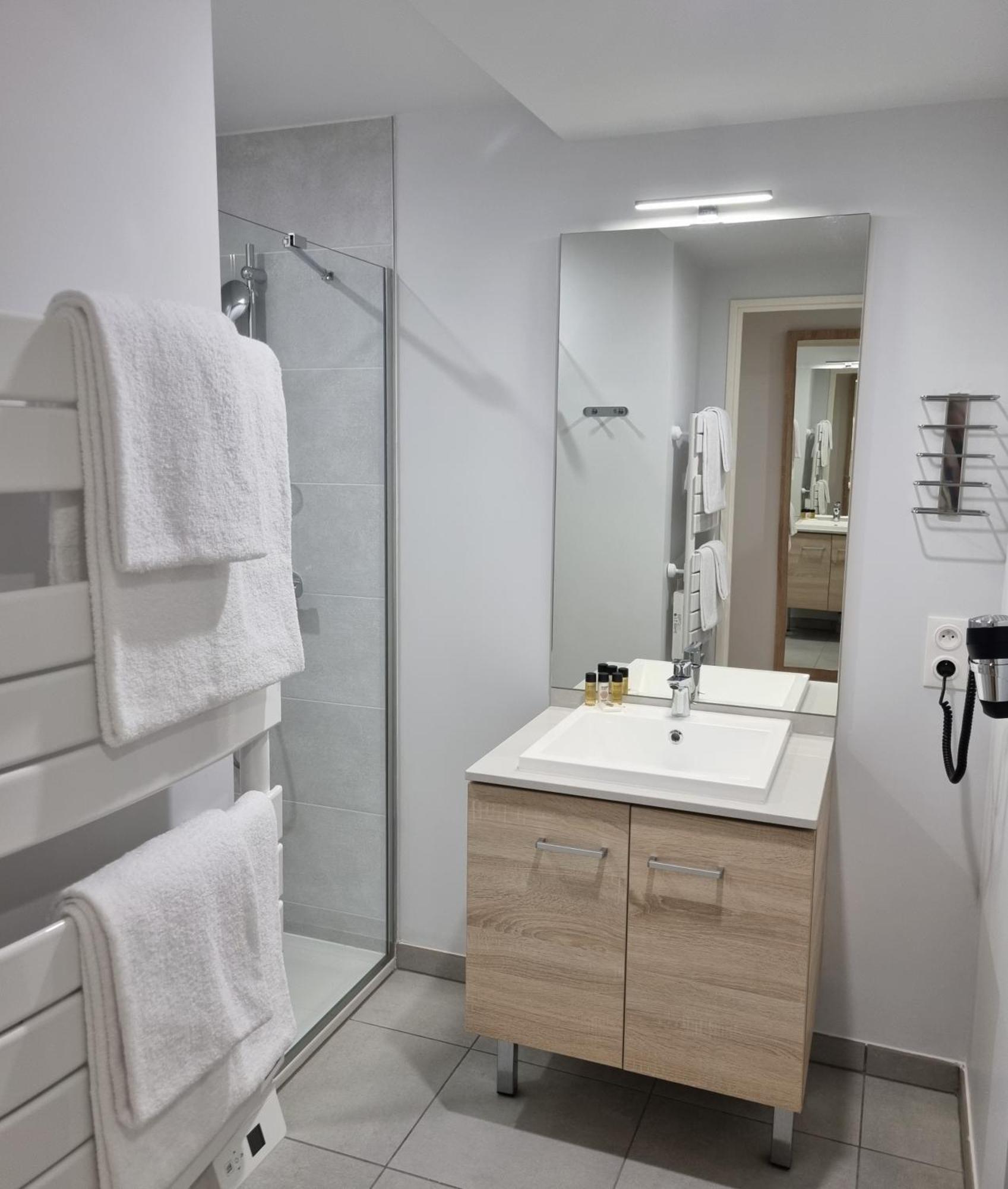 Residhome Aeroport Aparthotel