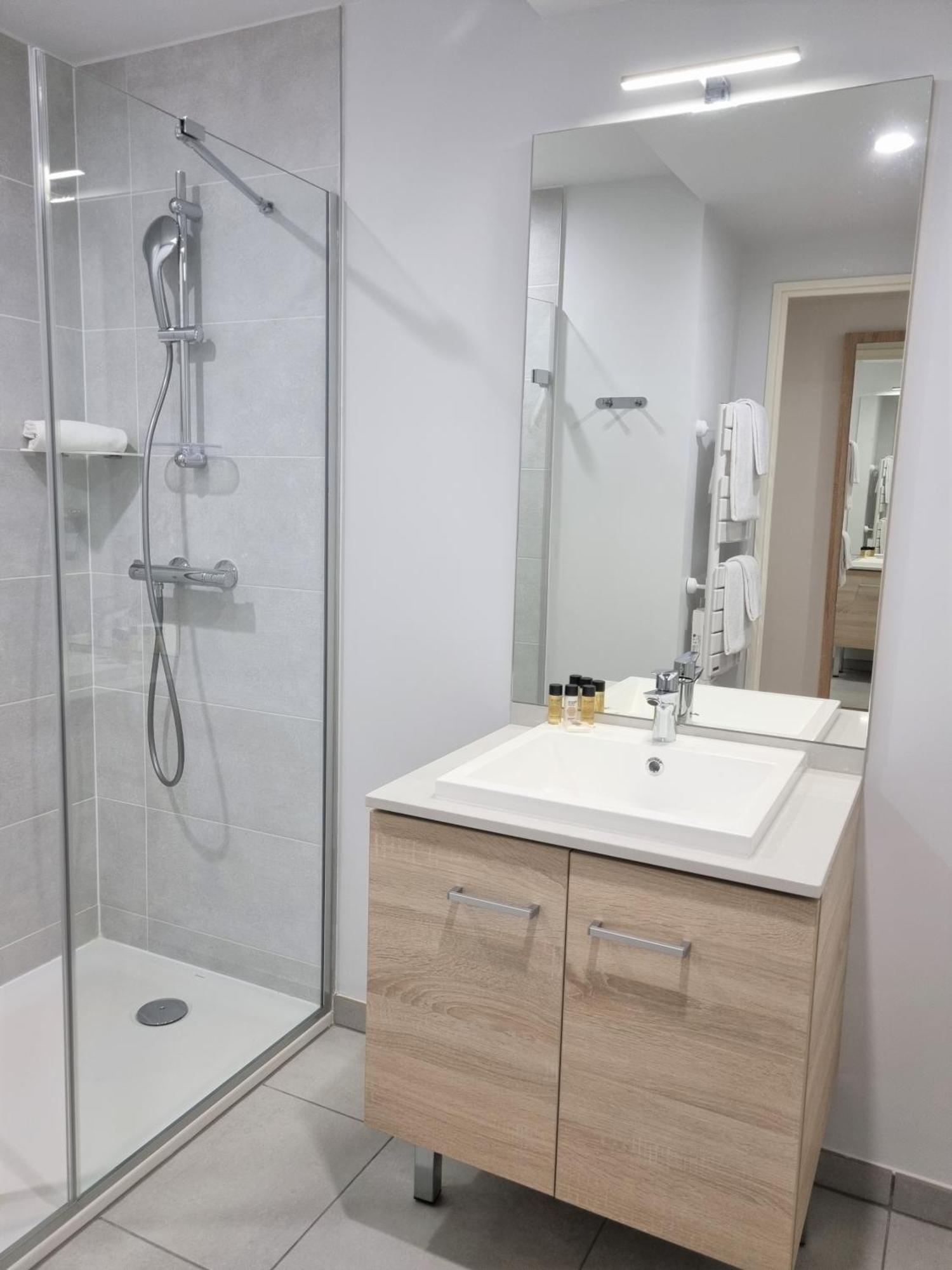 Residhome Aeroport 3*