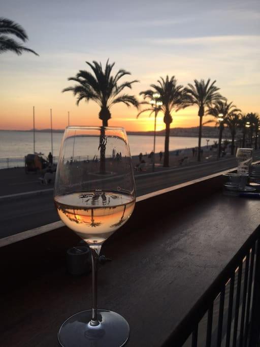 Apartment Bright At Mimi's