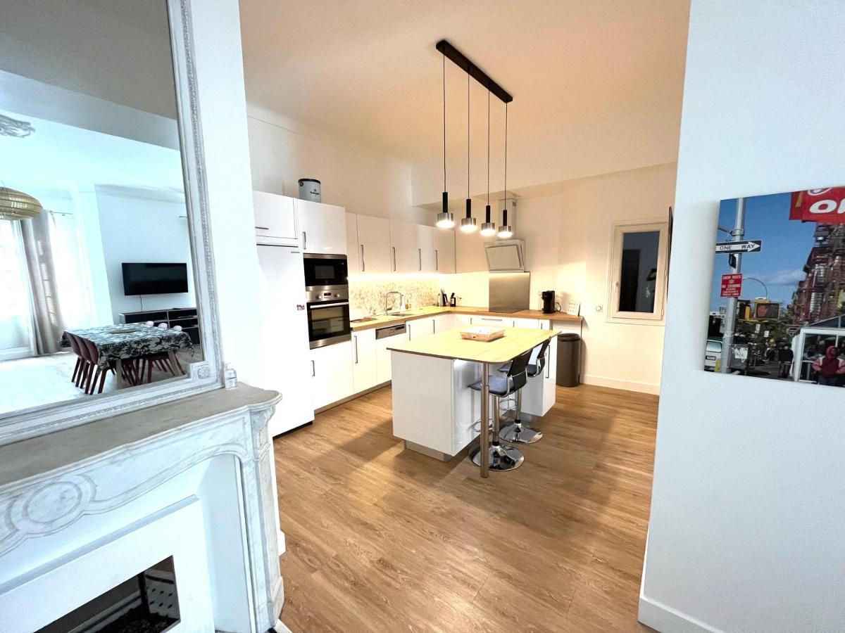 Apartamento Large Haussmanian In The Heart Of Nice