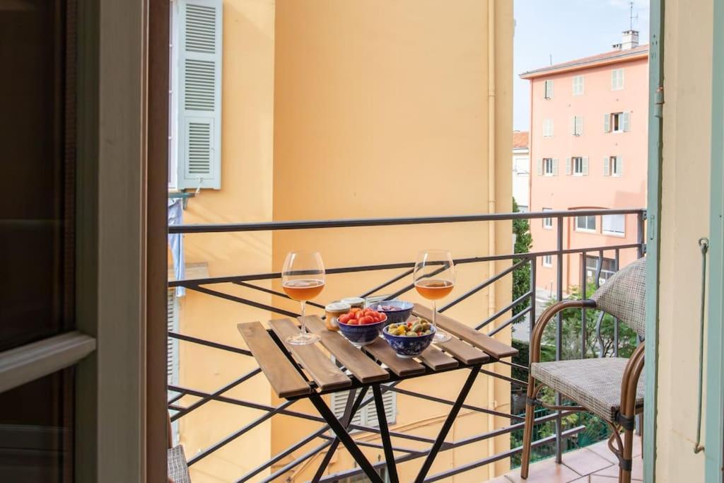 #44 Staywiz Us -1 Bdr Flat Cap Ac Balcony 5mins Walk To * Nice