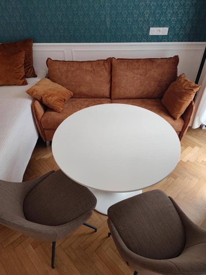 Central Boutique Studio 1