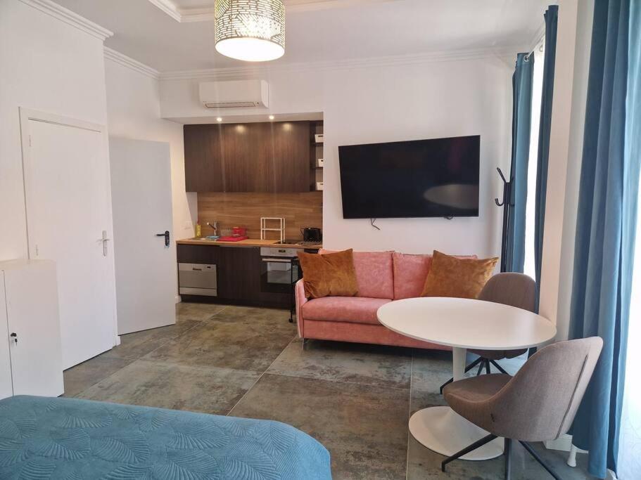City Center Boutique Studio Nr 2