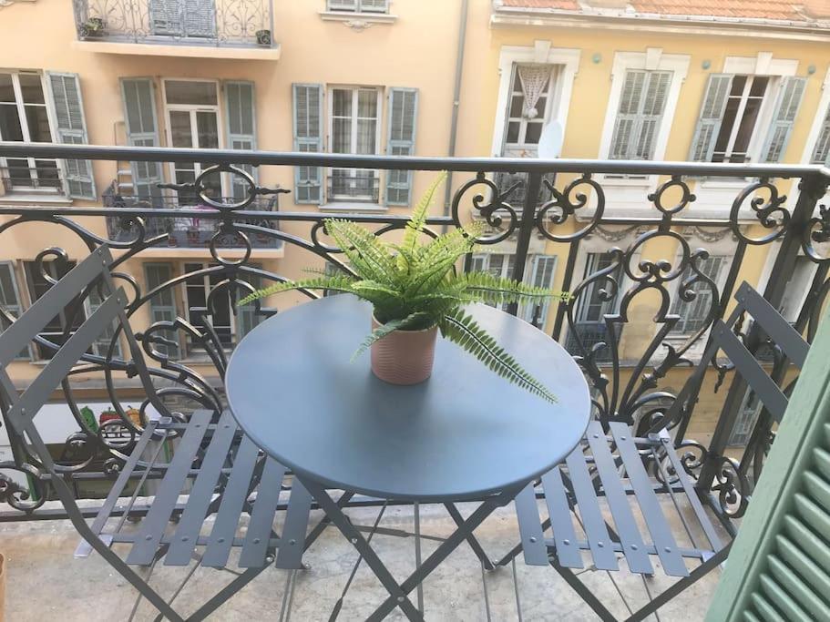 3 Bed Modern Flat Close To The Appartement Nice