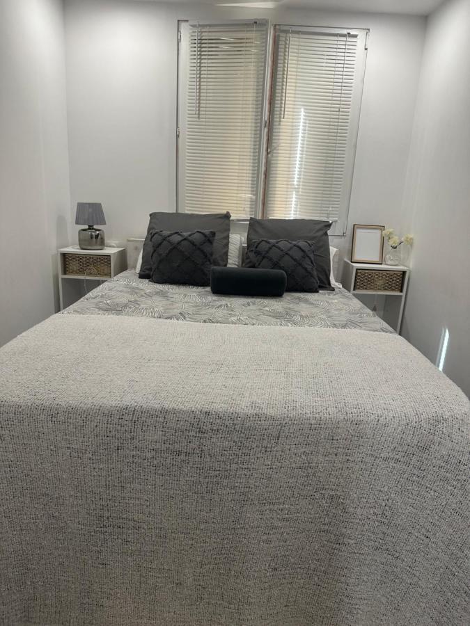 Location De Privee Dans Prive, Jardins Et Parking Gratuit 1 Min To Tramway Et 9 Min De Centre-ville, Accessibilite A Plusieurs Transports Homestay Nice