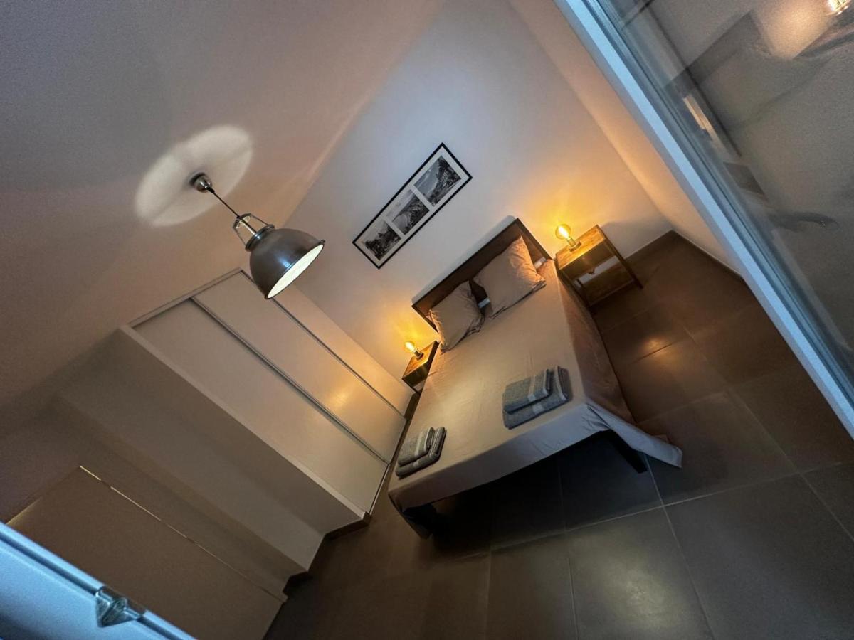 Terrasse Oasis: Old Town Retreat With Parking Nice