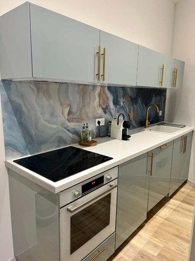 Apartment 3 Pieces A