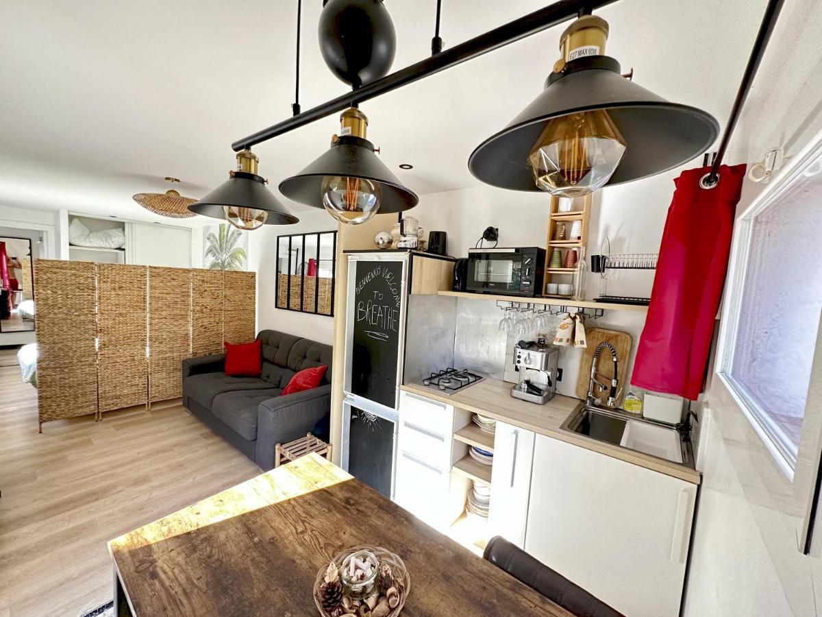 Breathe Guest-house *