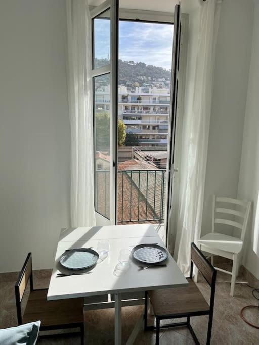 2 Pieces Cocooning Pres Du Port/gare Riquier Apartment *