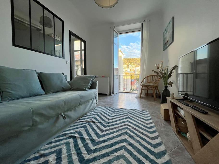 2 Pieces Cocooning Pres Du Port/gare Riquier Apartment Nice