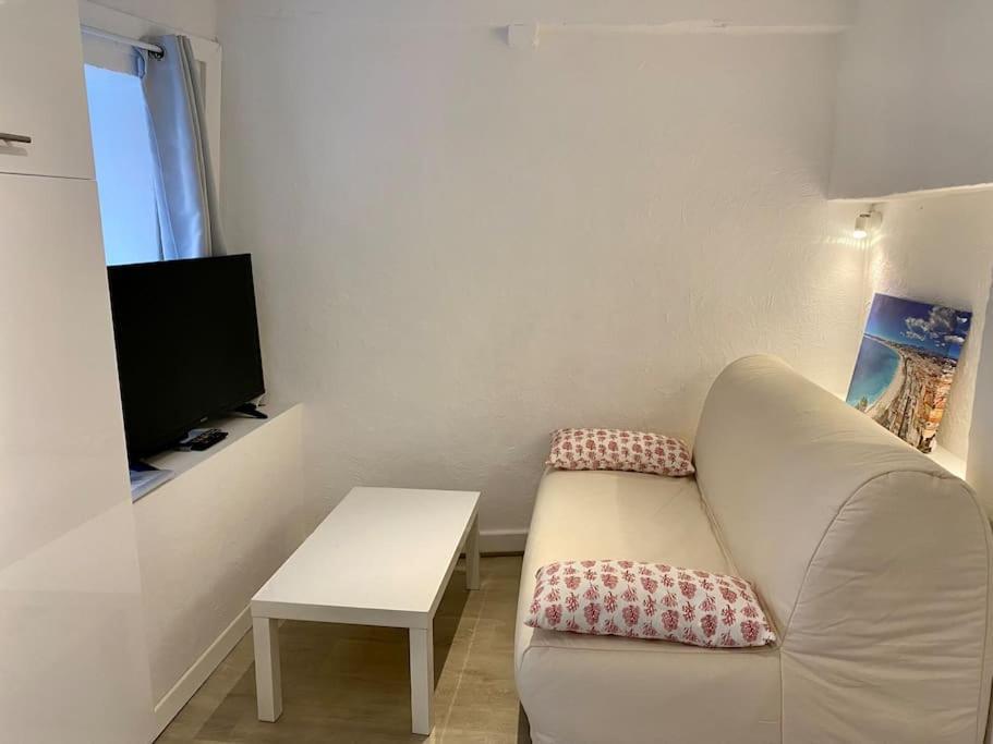 Apartment Vieux-nice 2 Pieces Proche