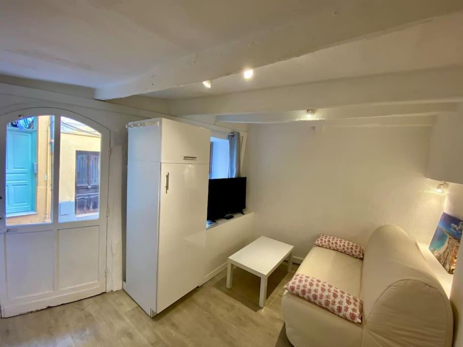 Vieux-nice 2 Pieces Proche Apartment *