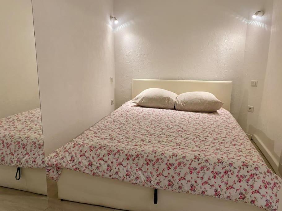 Apartment Vieux-nice 2 Pieces Proche Nice