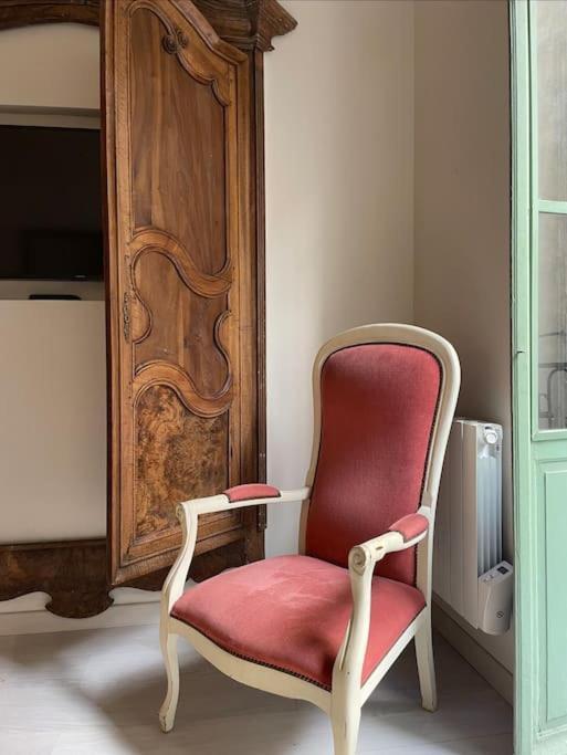Luxury In The Heart Of Old Town Nice. Apartment *