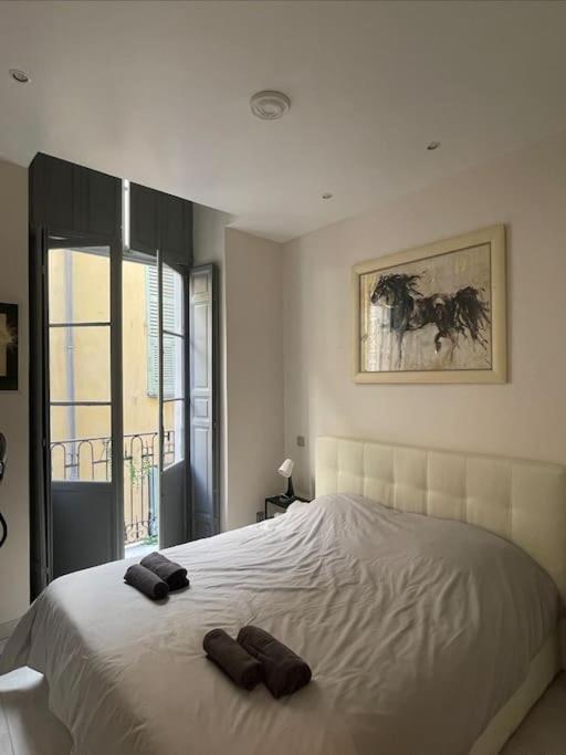 Luxury In The Heart Of Old Town Nice.