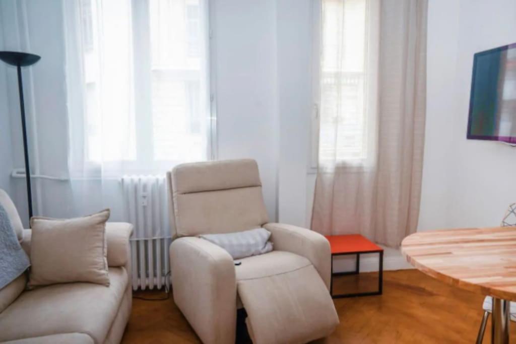 3 Pieces En Plein Centre-ville * Nice