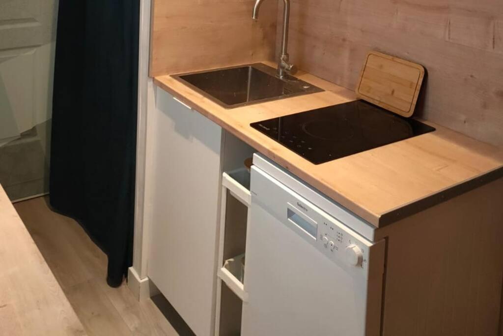 «l'orient Express» Joli 2 Pieces Fonctionnel Apartment