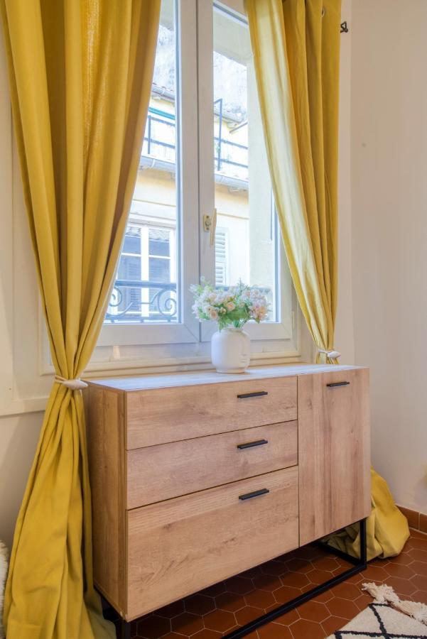 Cosy, Modern, Fully Equipped, Air Conditioning, Historical, Old Town, 1minute Walk From - 