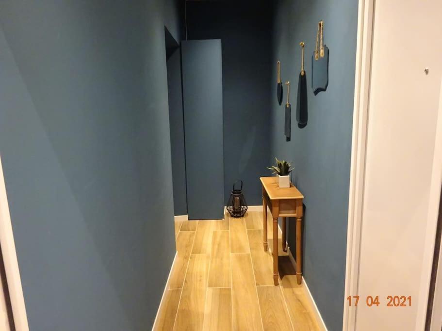 Stylish One Bedroom In Port * Nice