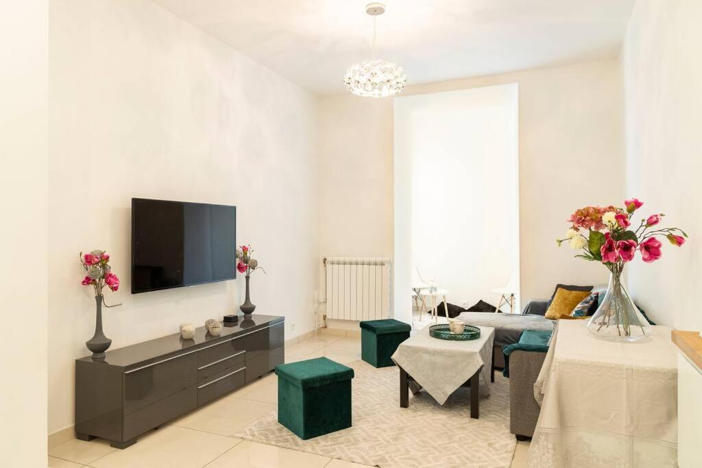 Apartment Centre : A Proximite De