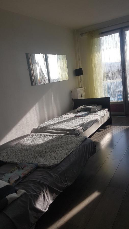 Studio 3 Personnes Jolie Vue Proche Gare 11 Ave Paul Arene