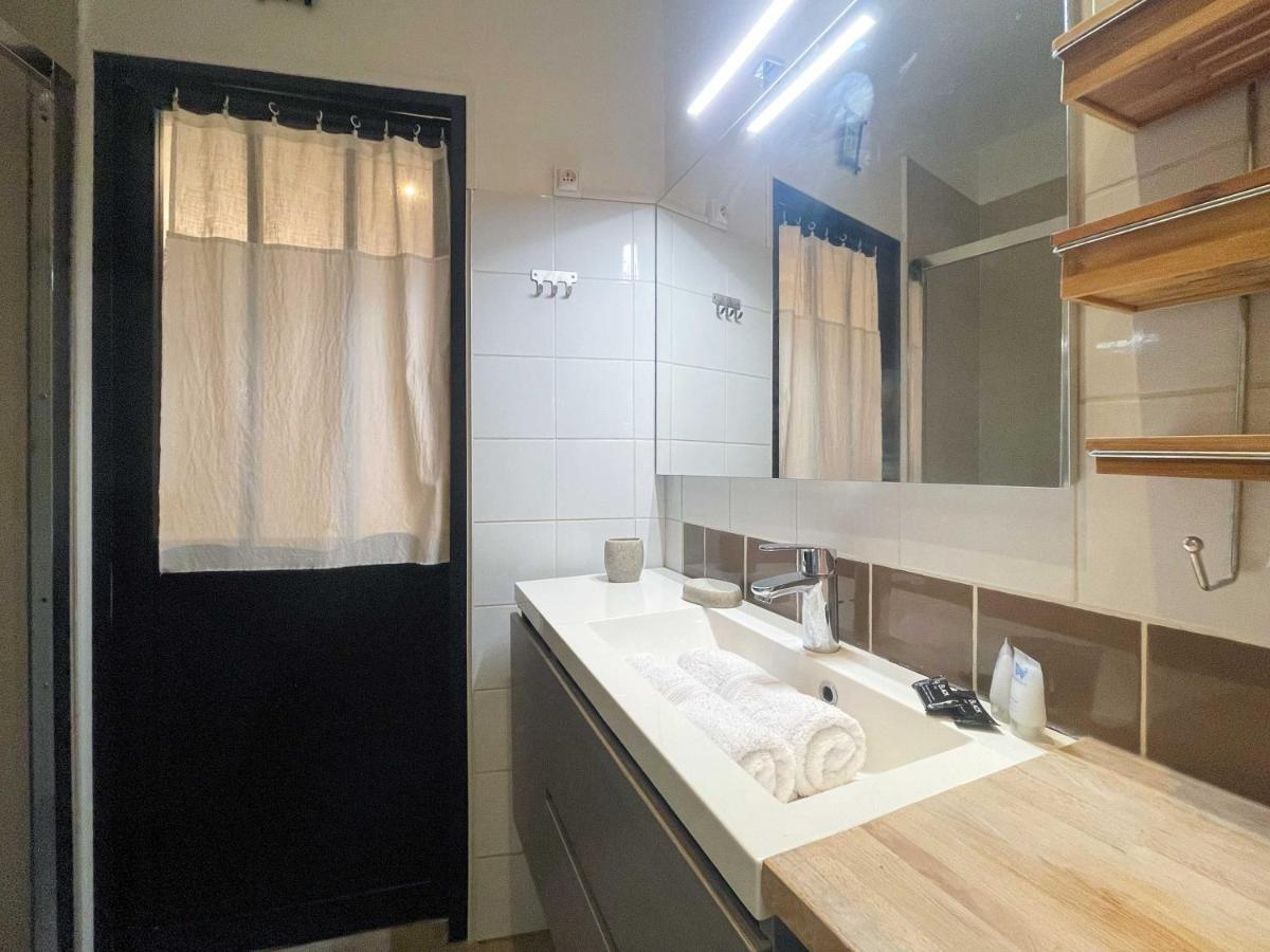 Modern Old Town Apartment Nice