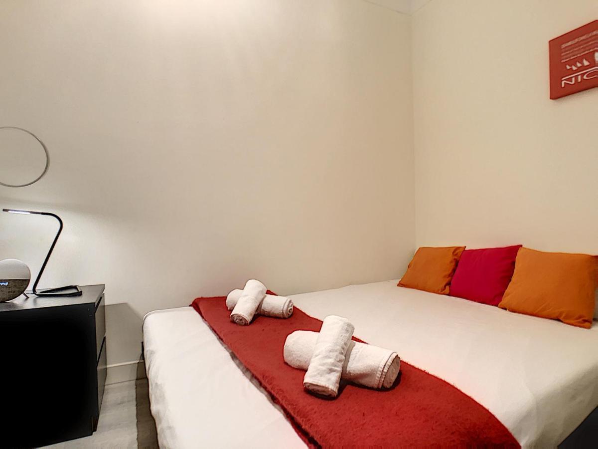 Nestor&jeeves - Chill Lounge - Center, Close Sea