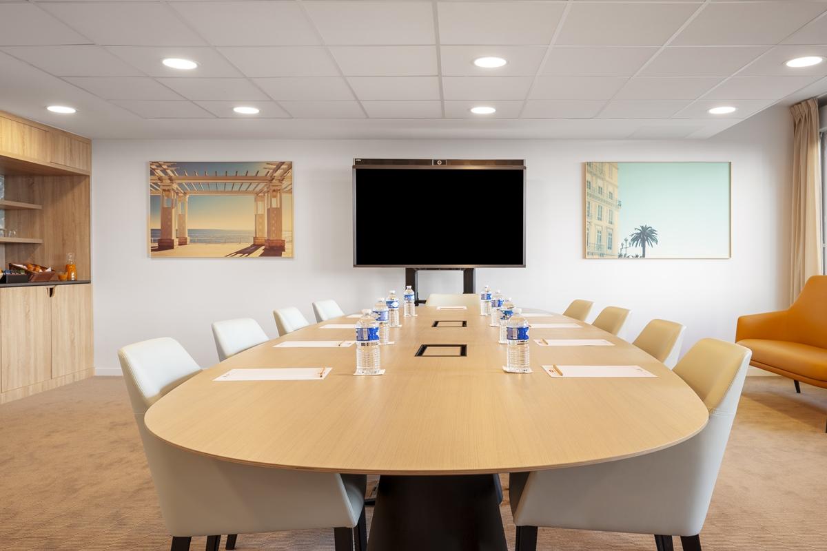 Residhome Aeroport Aparthotel