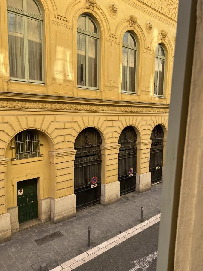 Sublime 2 Pieces Au Coeur De La Vieille *