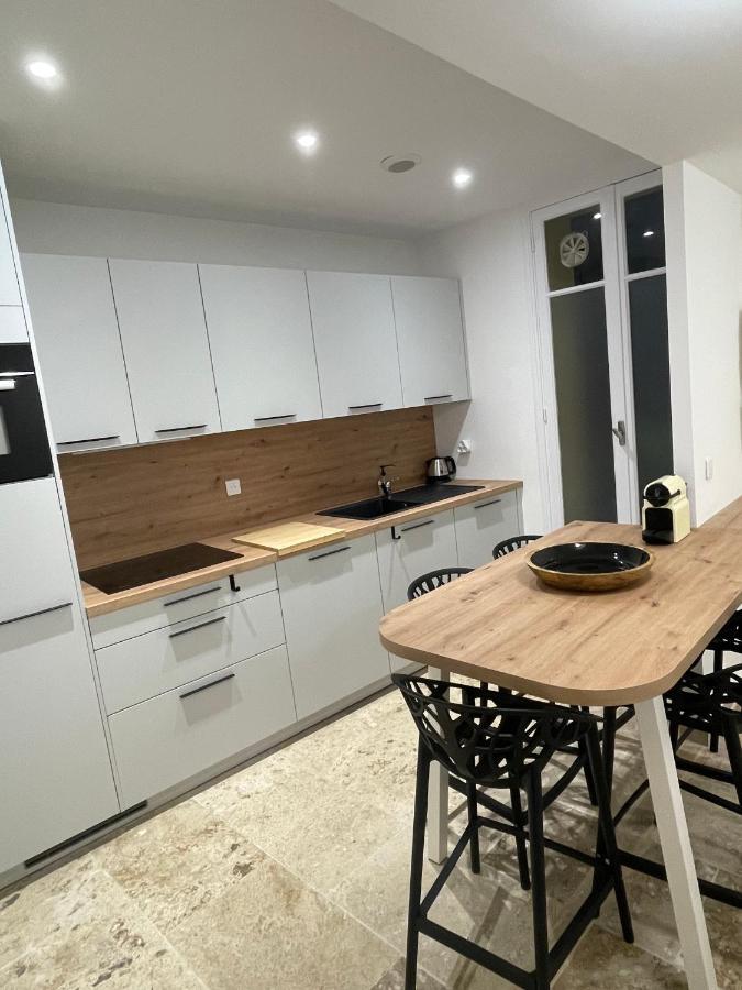 Vieux-nice 3 Pieces Confortable Et Calme Apartment Nice