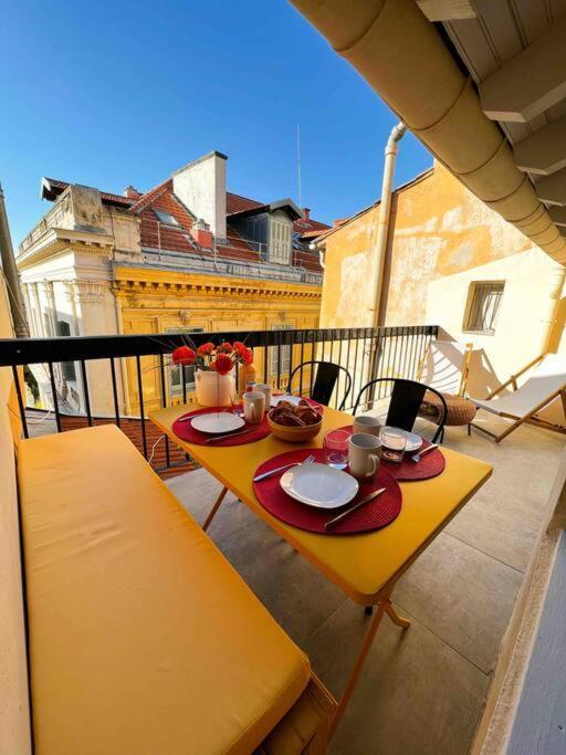 Beautiful Floor & Terrasse *